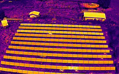 L’inspection de panneaux photovoltaïques par caméra thermique? Une impératif sécuritaire et financier!